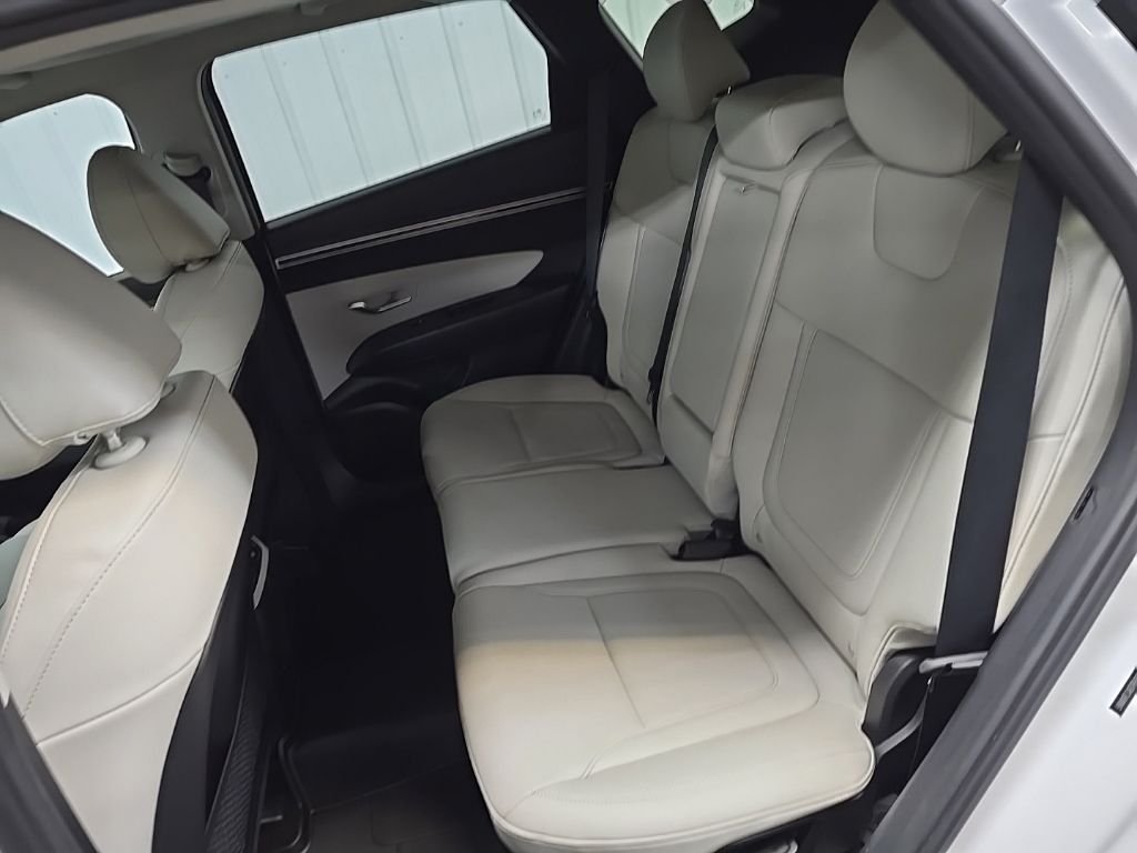 Used 2023 White Hyundai SEL image 34