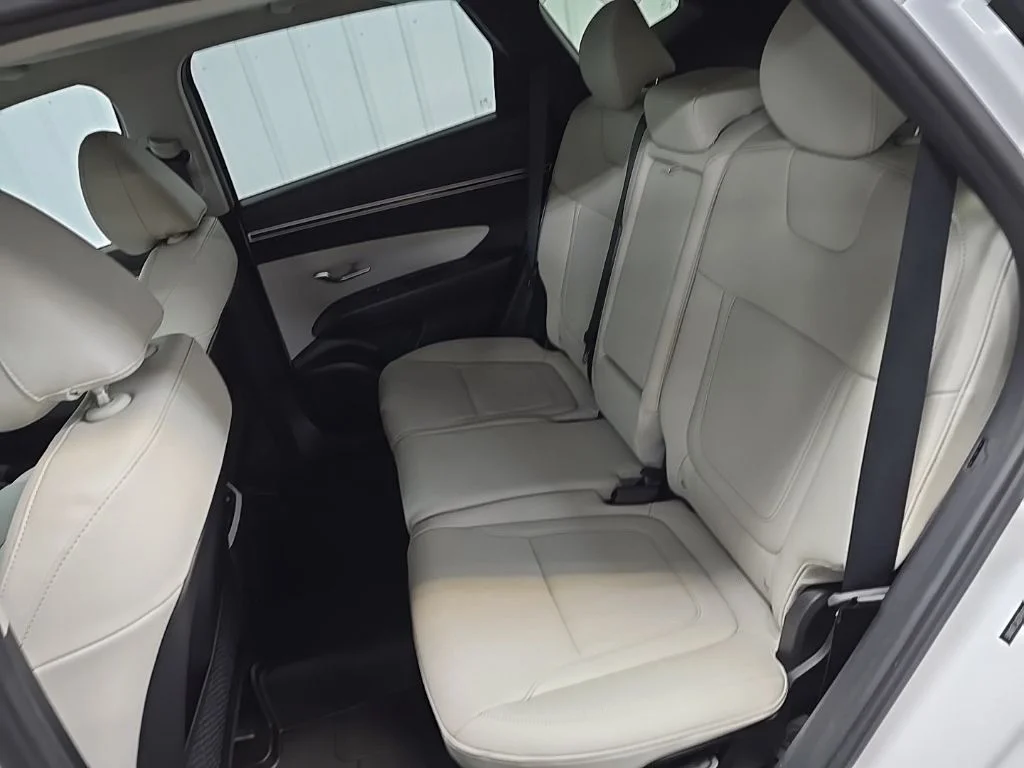 Used 2023 White Pearl Hyundai SEL image 34