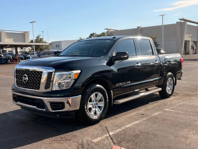 2018 Nissan Titan SV