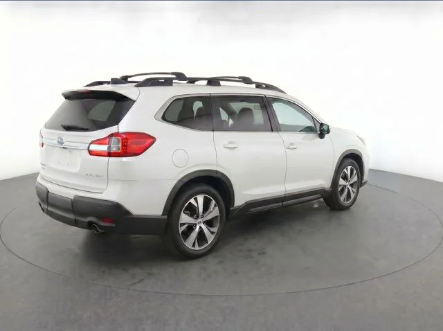 Used 2022 White Subaru Premium image 9