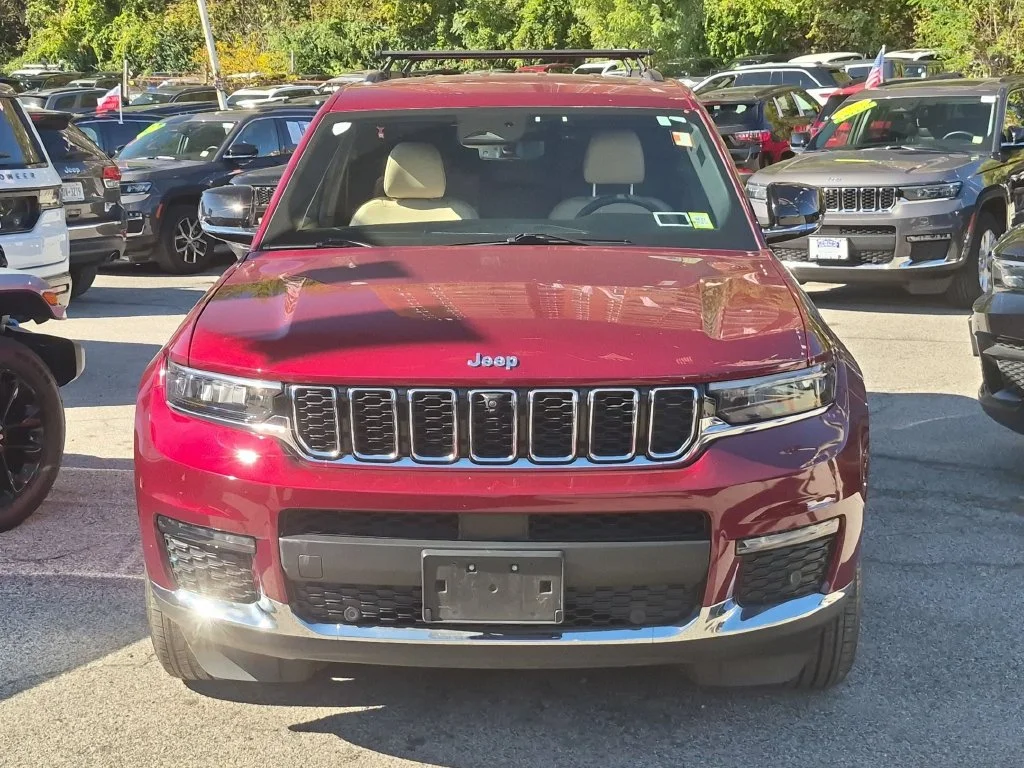 Used 2023 Red Jeep Limited image 2