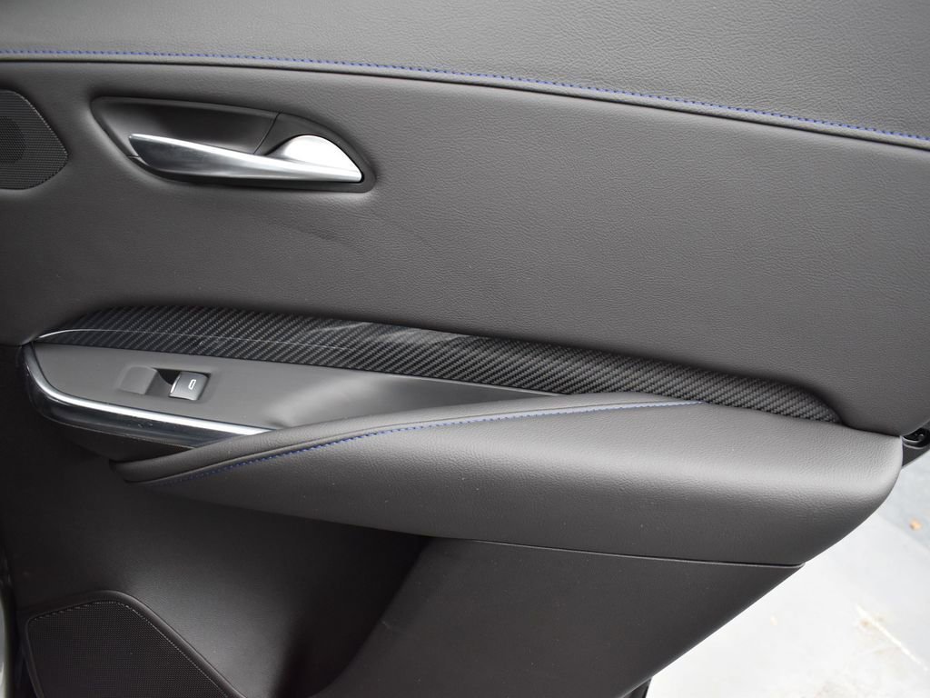 2024 CADILLAC XT4 - Image 24