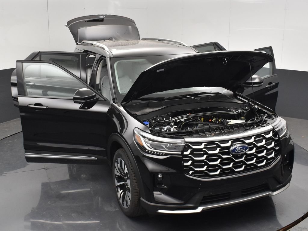 New 2026 Agate Black Metallic Ford Platinum™ image 34