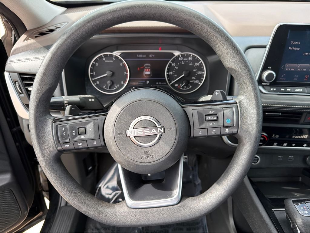 Used 2023 Super Black Nissan SV image 17