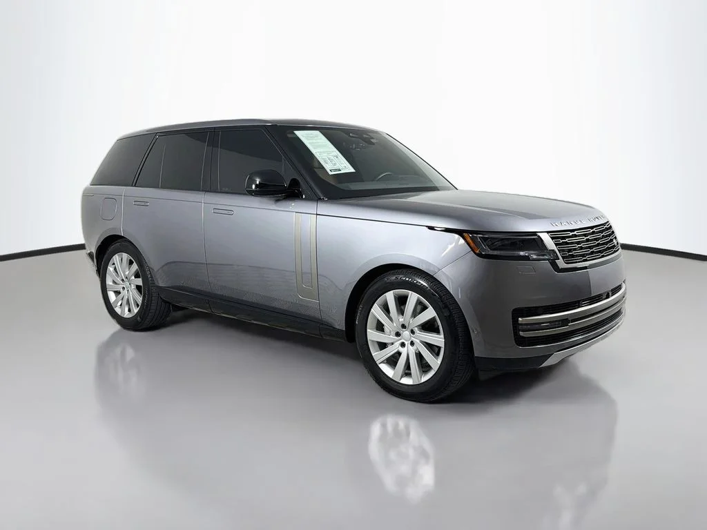 Certified Used 2025 Gray Land Rover SE image 3