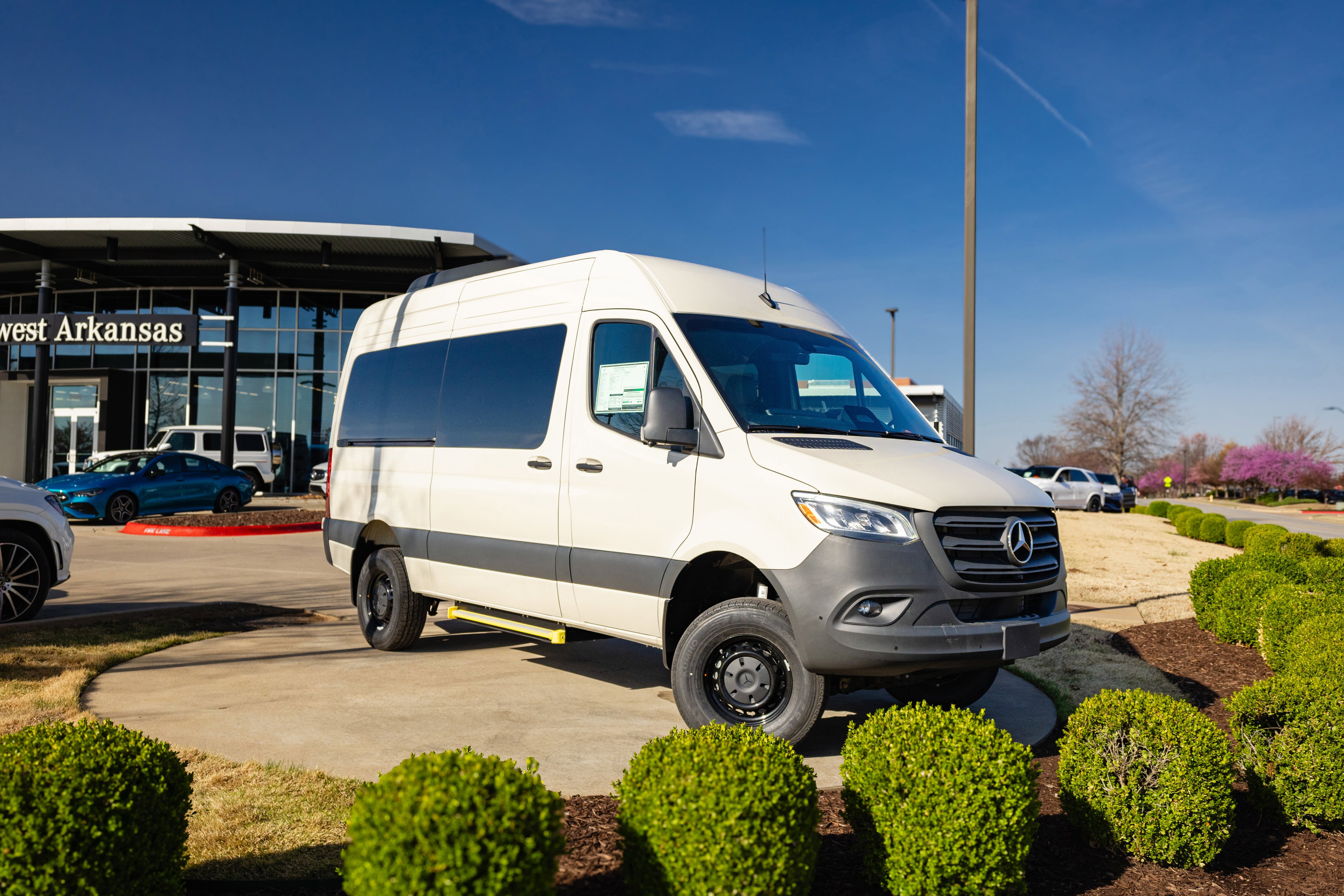 2026 Mercedes-Benz Sprinter 2500 144 WB HO Select AWD's photo