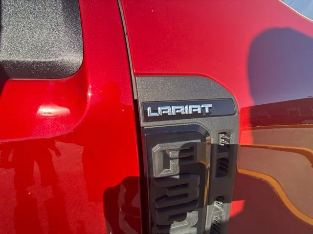 Used 2023 Red Metallic Ford Lariat image 7