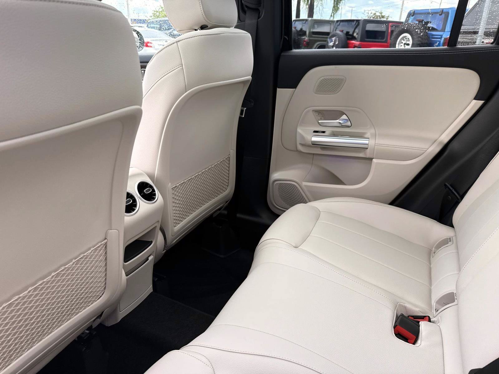 New 2026 Black Mercedes-Benz 250 SUV image 15