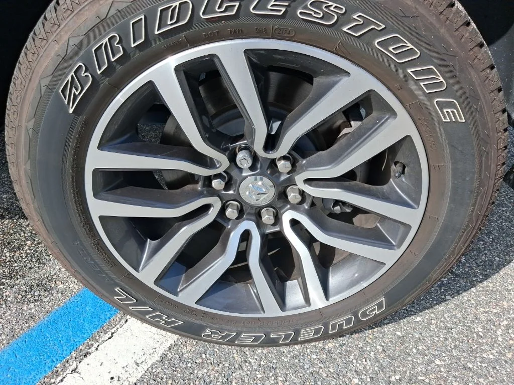 Used 2025 White Ram Limited image 16