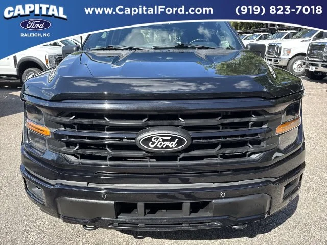 Used 2024 Black Ford XLT image 10