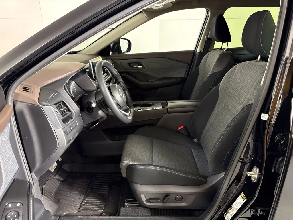 Used 2023 Black Nissan SV image 26