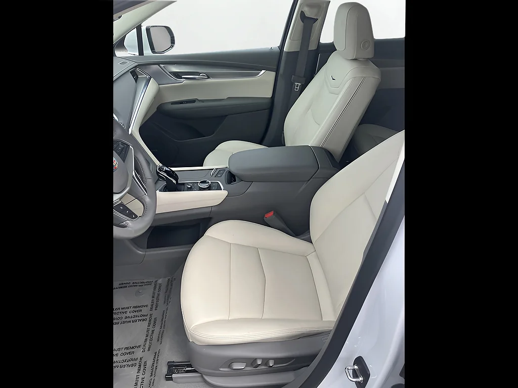 Certified Used 2023 Crystal White Tricoat Cadillac Premium Luxury image 11