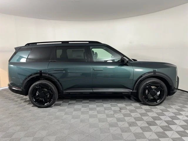 New 2027 Black Kia X-Line SX image 8