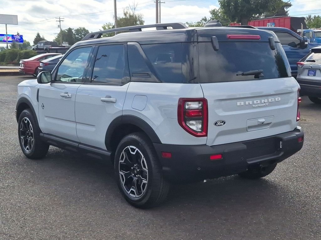 New 2026 Space White Metallic Ford Outer Banks® image 32