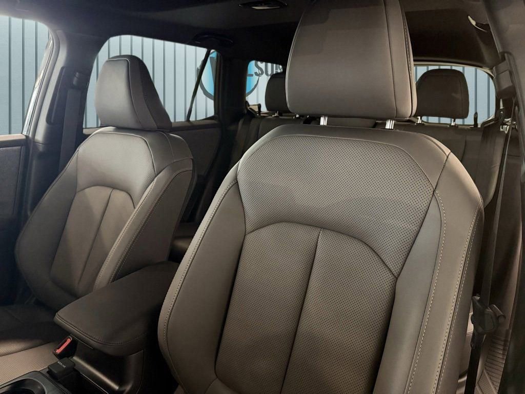 2026 Subaru Outback Limited - Photo 17