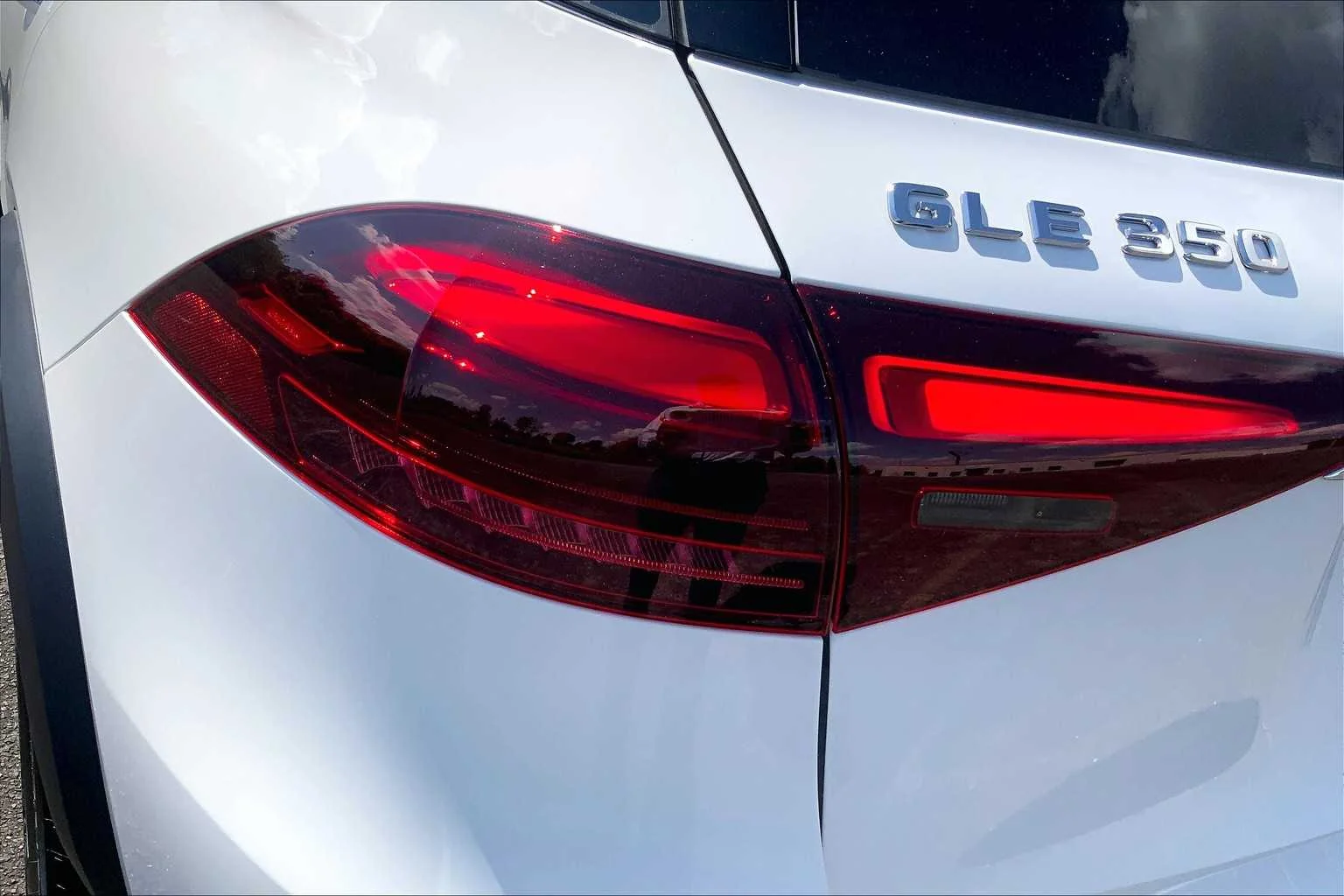 New 2026 Polar White Mercedes-Benz GLE 350 image 14