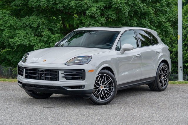 2026 Porsche Cayenne Base