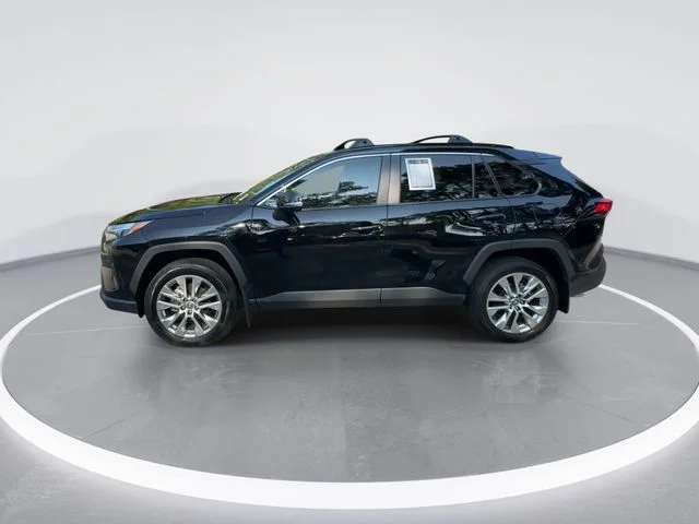 Used 2025 Black Toyota XLE Premium image 5