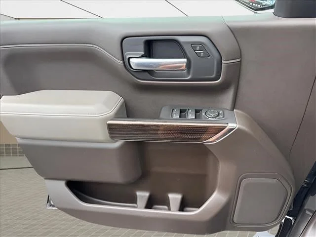 Used 2021 Brown Chevrolet LT Trail Boss image 17
