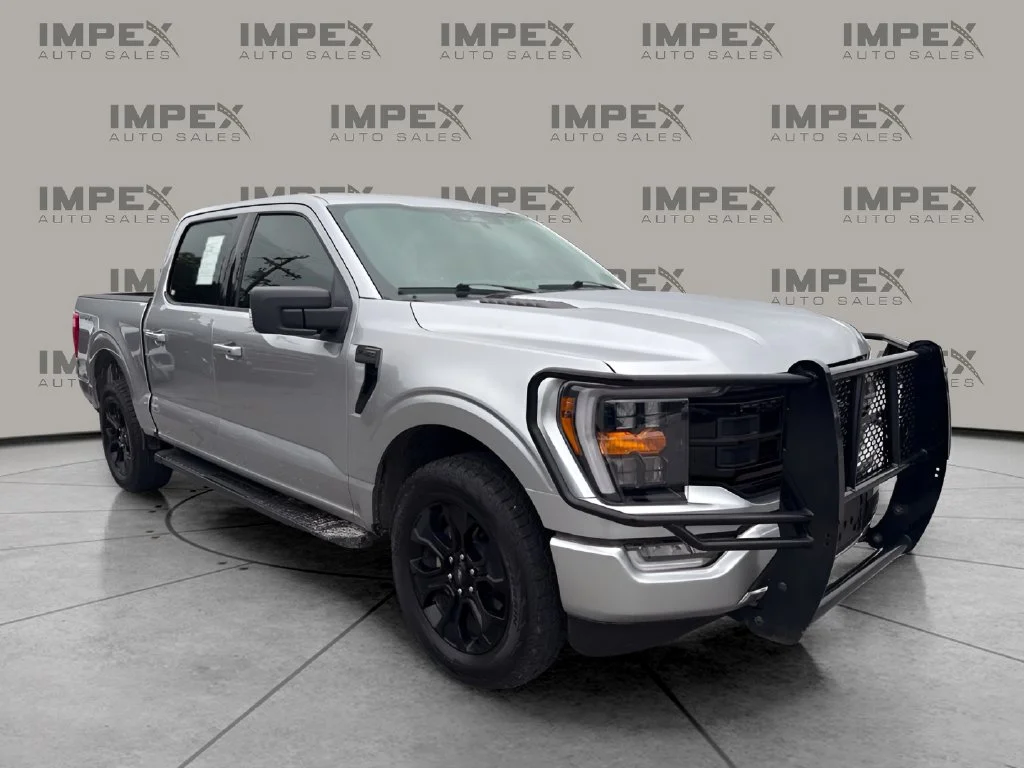 Used 2023 Silver Ford XLT image 7