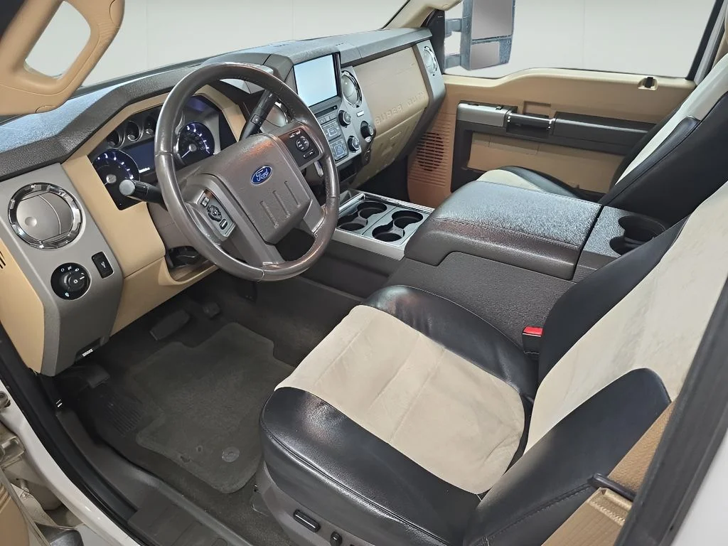 Used 2016 White Ford LARIAT image 21