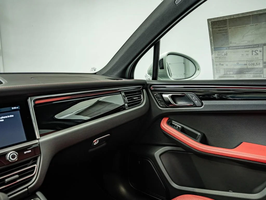 New 2026 White Porsche  image 36