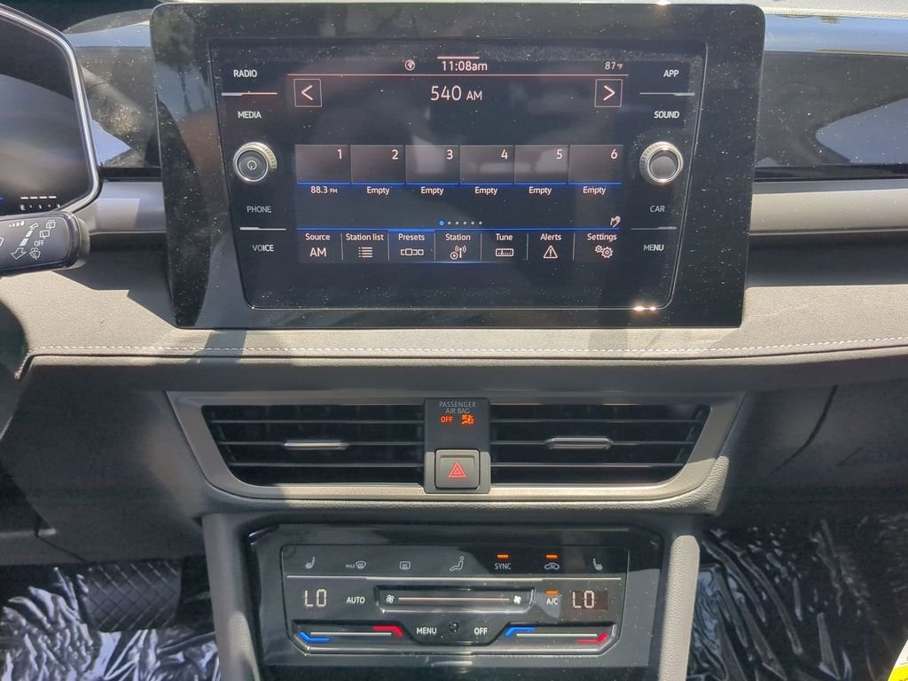 New 2026 Gray Volkswagen 1.5T SE Black image 21