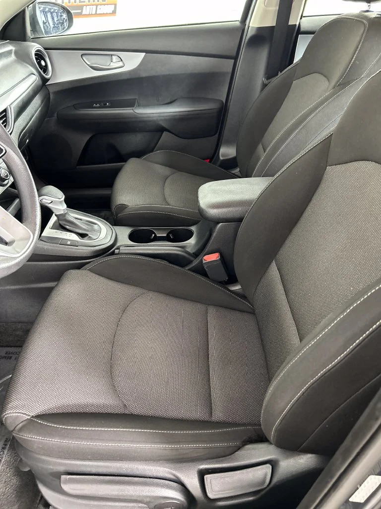 Used 2023 Gray Kia LXS image 12