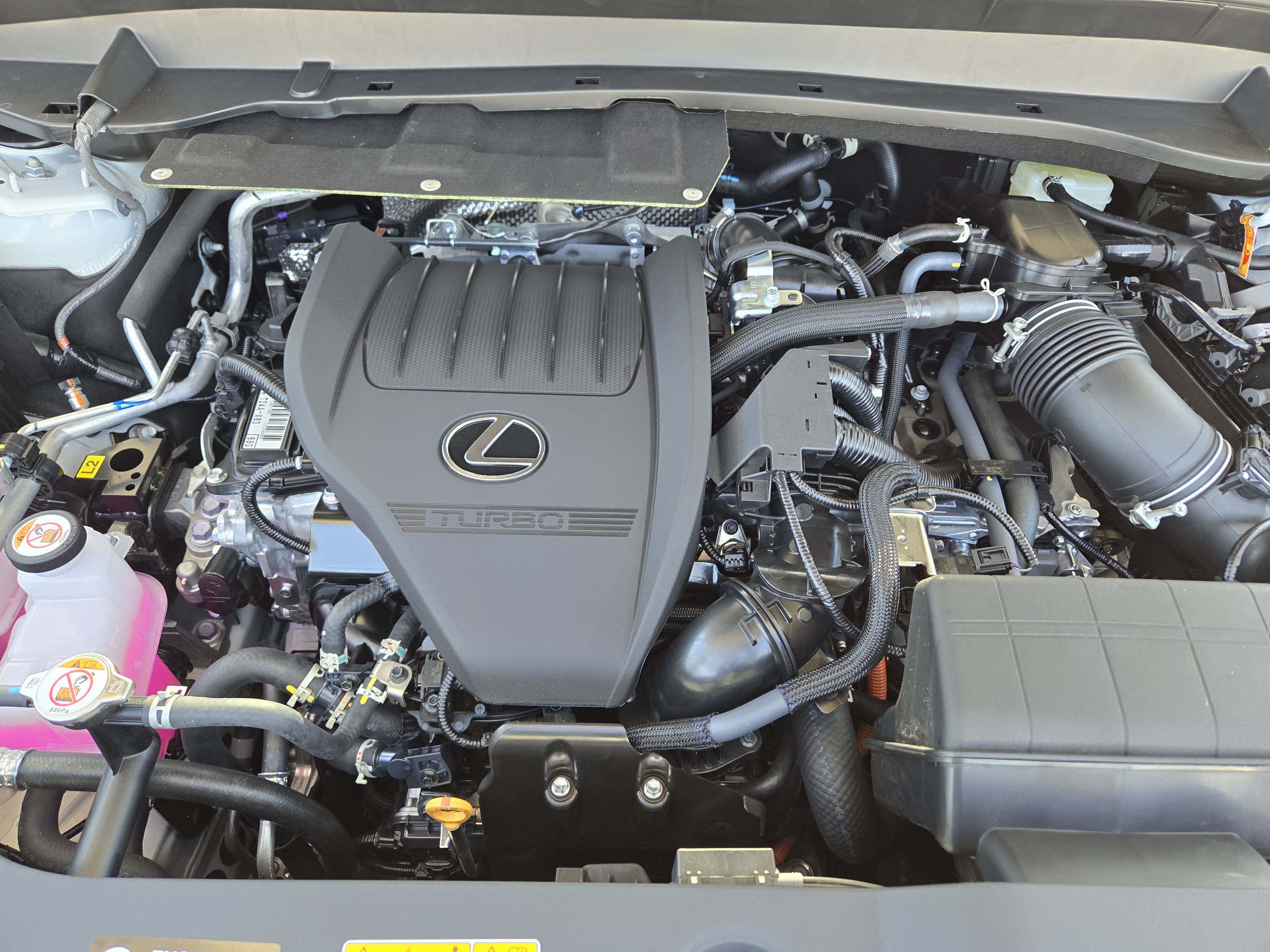 2026 Lexus TX 500h F-Sport - Photo 22