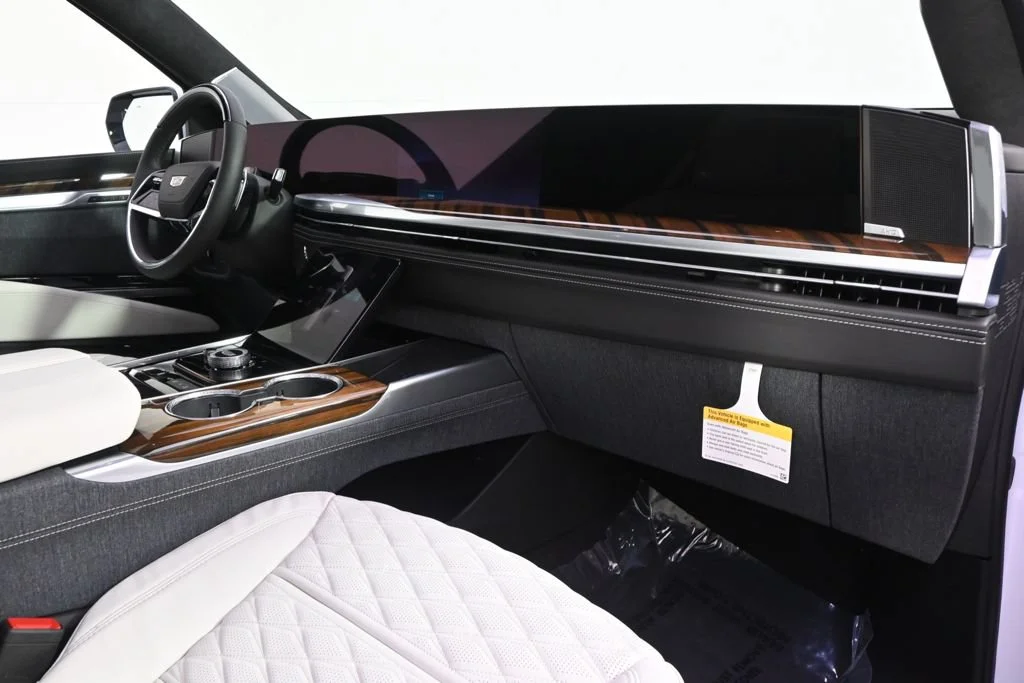 2026 Cadillac Escalade Platinum Sport - Photo 15