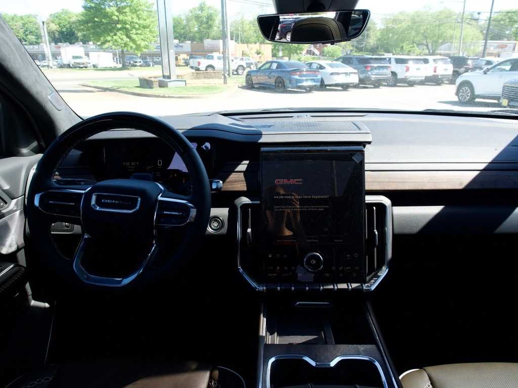 2026 GMC Acadia Denali Ultimate - Photo 18