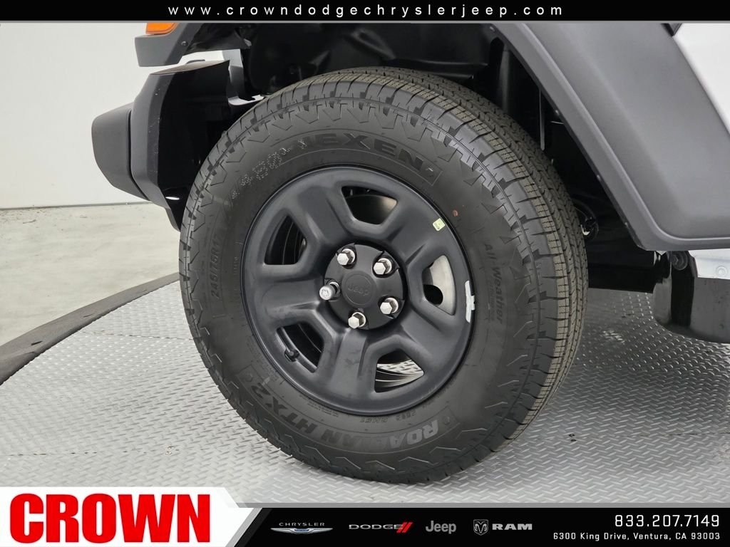 New 2026 Bright White Clear-Coat Exterior Paint Jeep Sport image 9