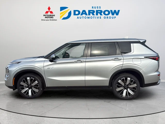 New 2026 Silver Mitsubishi SE S-AWC image 2