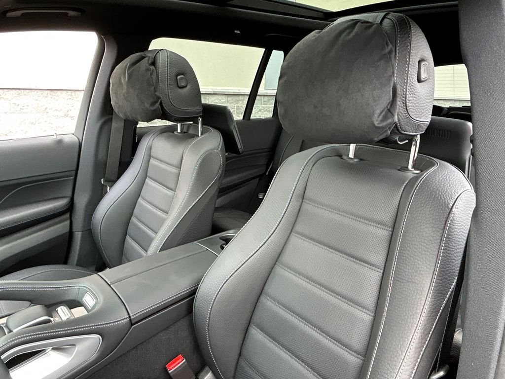 New 2026 Obsidian Black Metallic Mercedes-Benz GLS450 image 15
