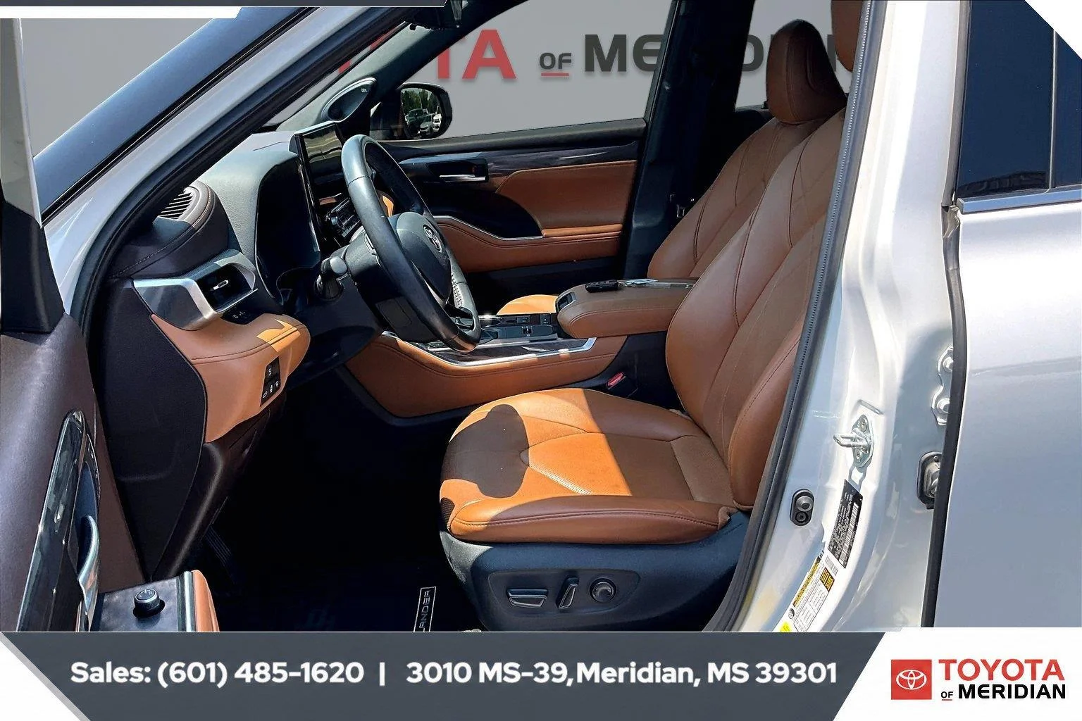Used 2022 Wind Chill Pearl Toyota Platinum image 18