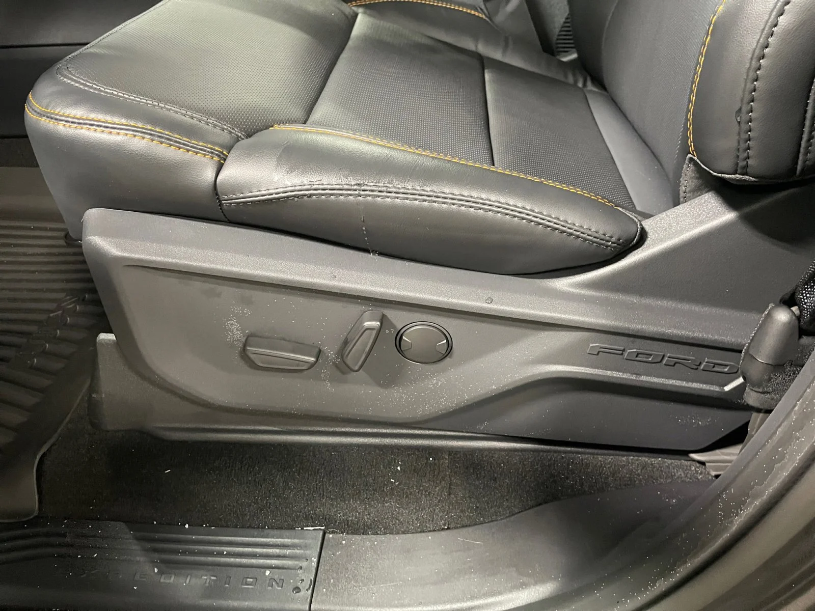 New 2026 Agate Black Metallic Ford Tremor image 16