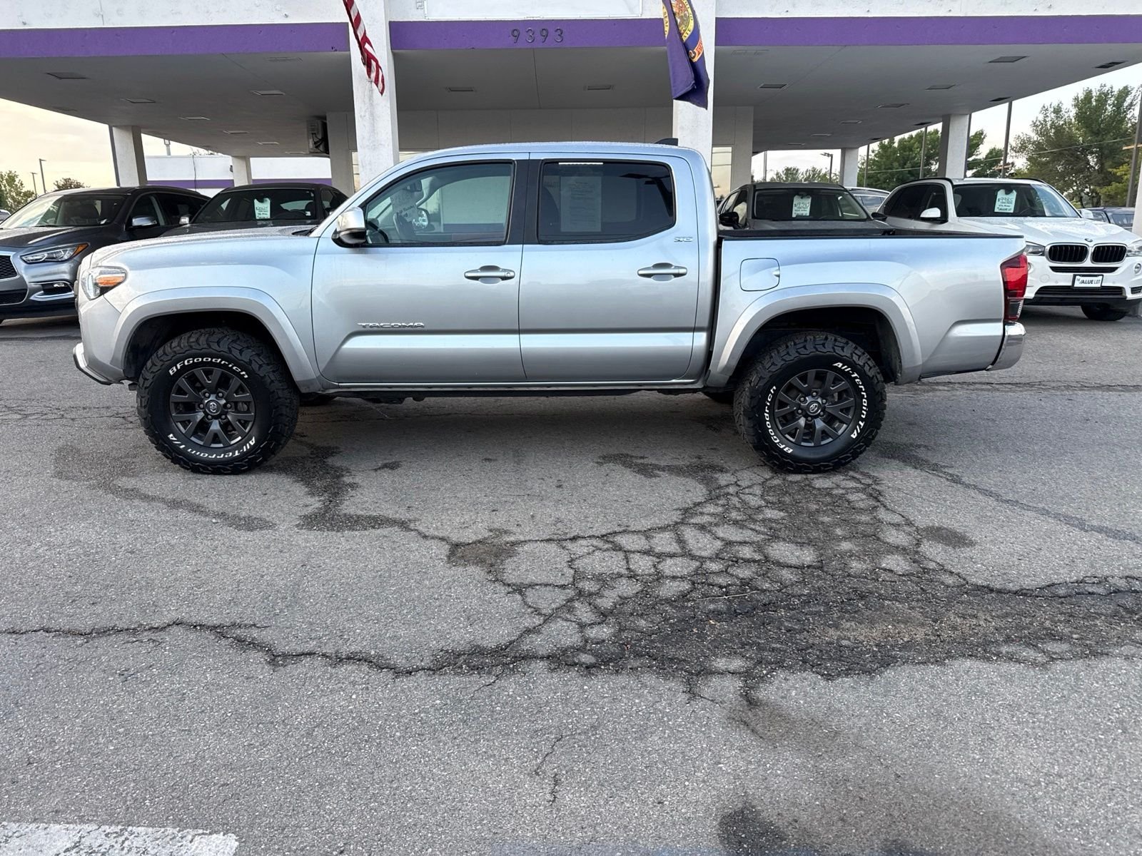 Used 2022 Silver Toyota SR5 image 7