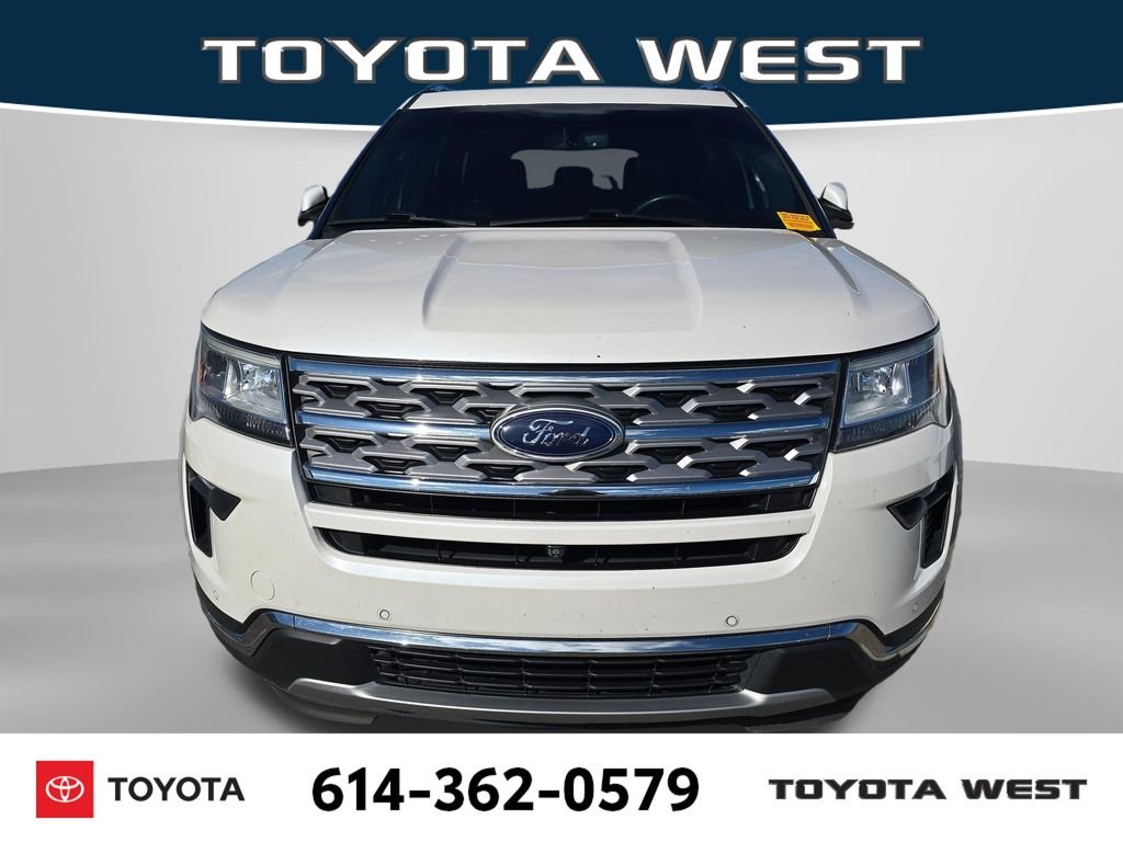 Used 2019  Ford Limited image 2