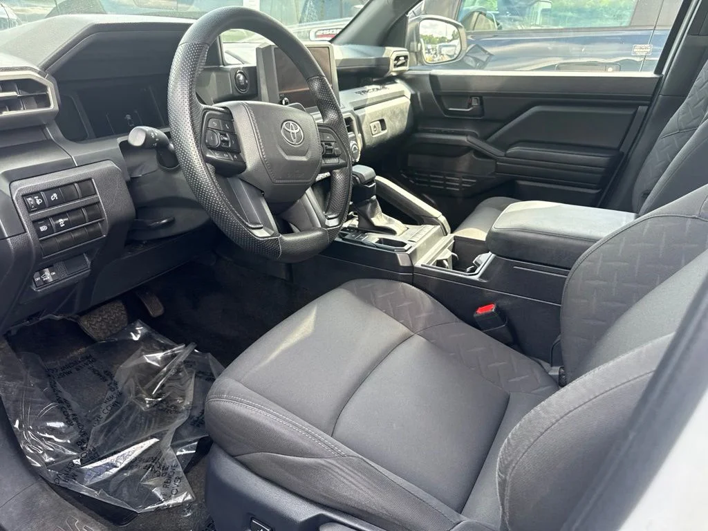 Used 2025 White Toyota SR image 3