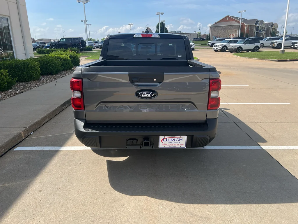 New 2026 Carbonized Gray Metallic Ford Lariat® image 7