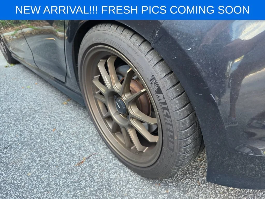 Used 2017 Black Volkswagen 4-Door w/DCC & Navigation image 5