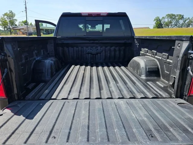 Used 2025 Black Chevrolet ZR2 image 23