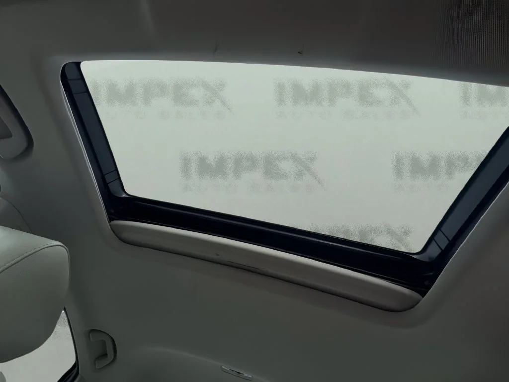 Used 2019  Honda EX image 11