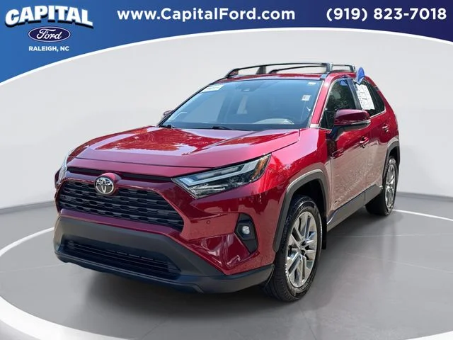 Used 2025 Red Toyota XLE Premium image 1