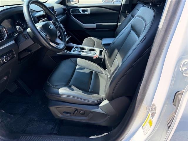 Used 2024 Oxford White Ford XLT image 10