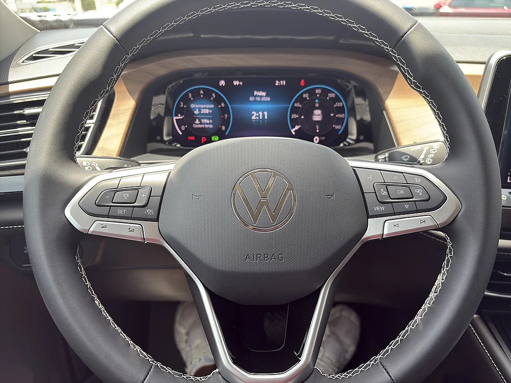 New 2026 Deep Black Pearl Volkswagen 2.0T SE FWD image 22
