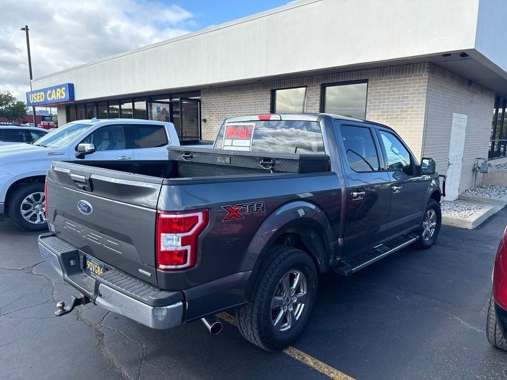 Used 2018 Gray Ford  image 3