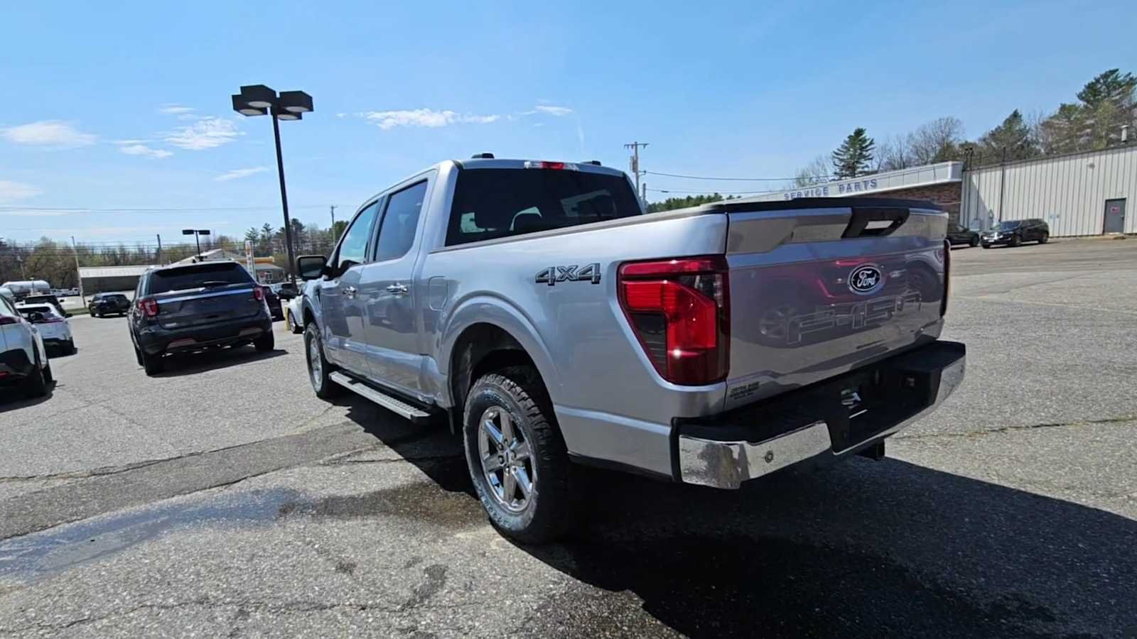 Used 2024 Iconic Silver Ford XLT image 8