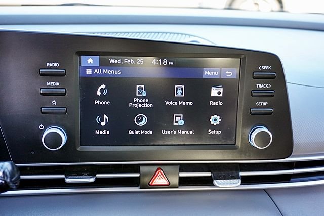 Used 2024 Black Hyundai SE image 23