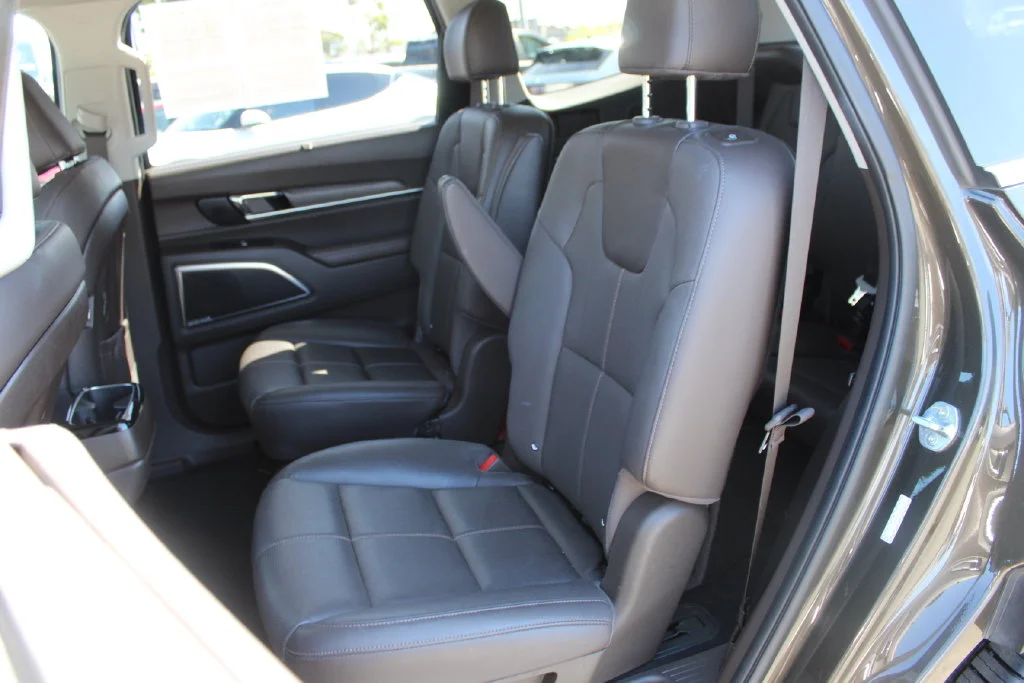 Used 2021 Green Kia SX image 16